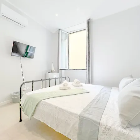 Elegante A 50 Mt Dal Mare - Wifi - Centro * Arenzano